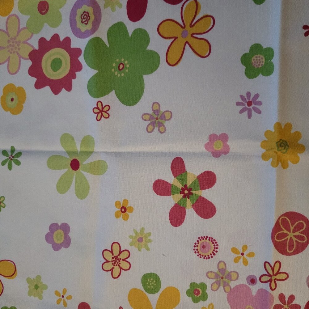 Bright and Cheerful Floral Fabric Remnant 26" x 26"